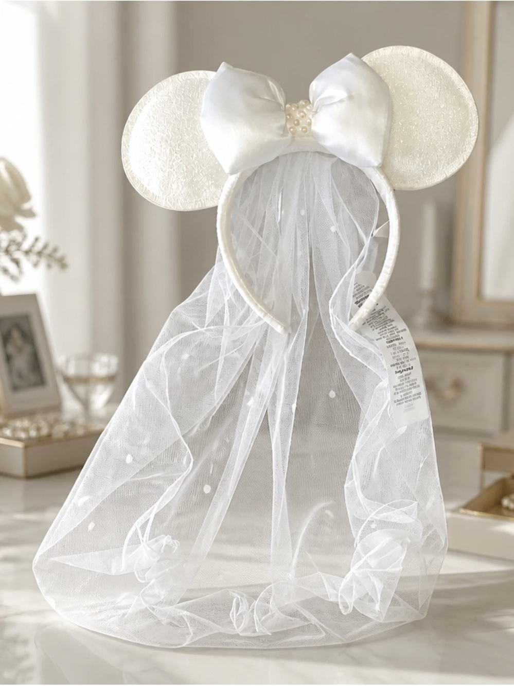 Disney Parks Minnie Mouse Bride Bridal Ears Bow Veil Headband Wedding